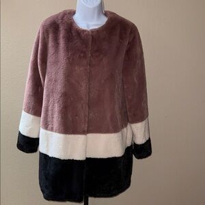 NWT Scoop Colorblock Rose/Cream/Black Teddy Faux Fur Jacket Women’s Size XS